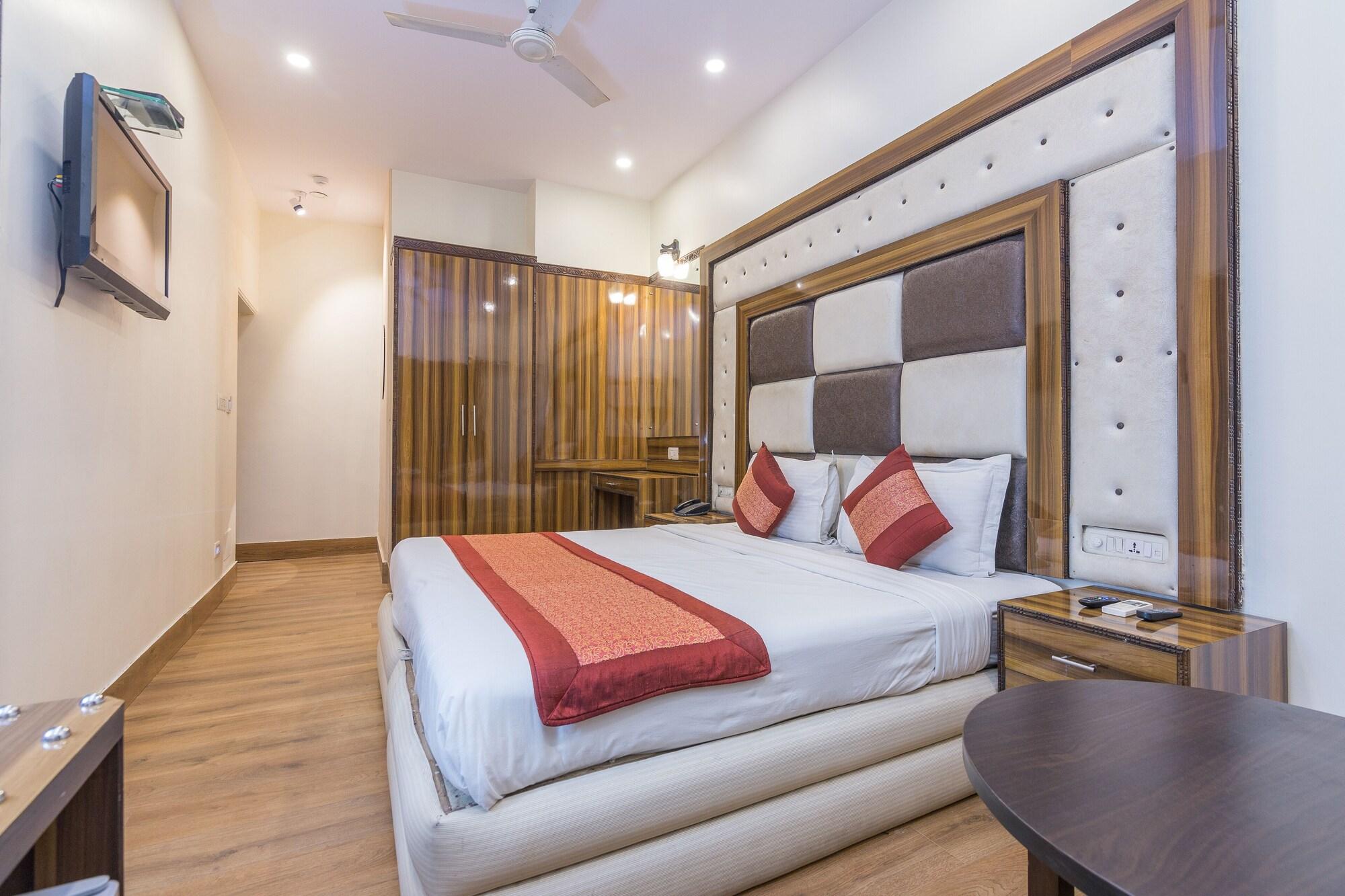 Rupam Hotel Delhi  Exterior foto