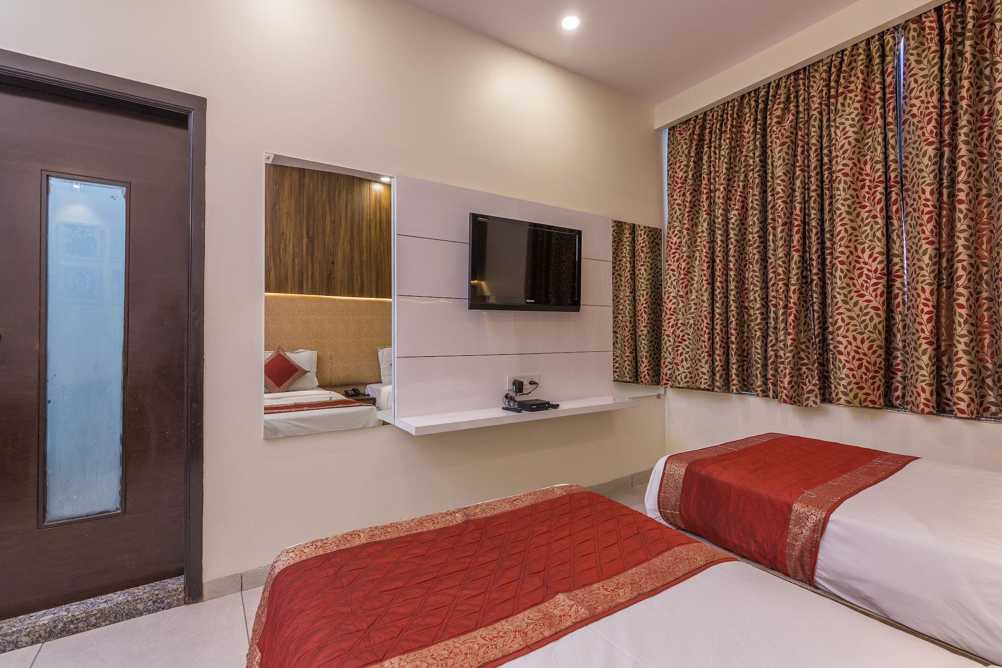 Rupam Hotel Delhi  Exterior foto